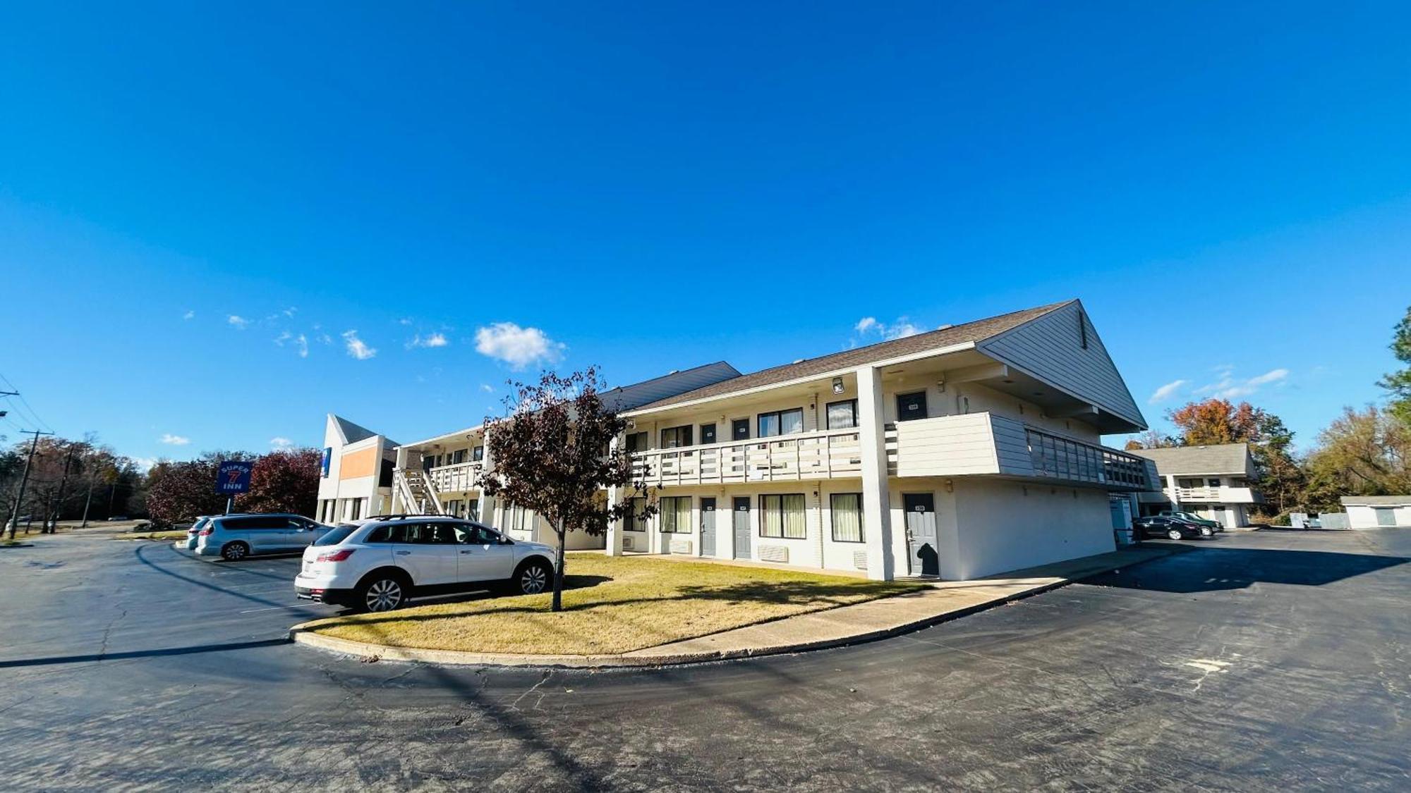 Super 7 Inn By Oyo Tupelo Hwy 178 Exterior foto